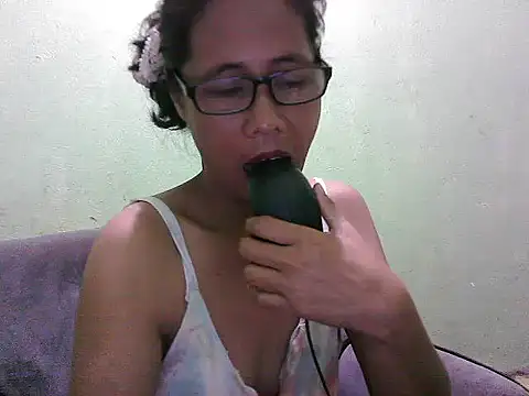 HotLadyPinay32 online show from 03-29-26, 10:22