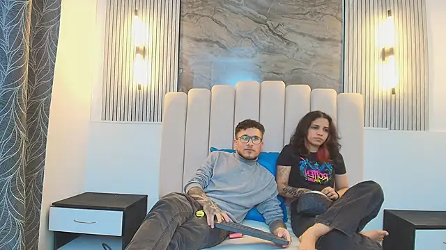 RavenandCody online show from 10-01-25, 02:38