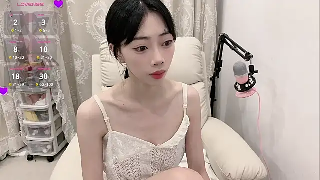 tuantuanle online show from 04-08-26, 04:08