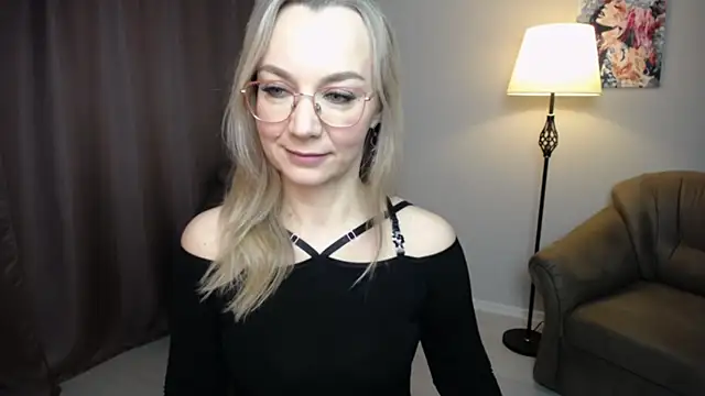 Ava Elior online show from 12-18-25, 10:52