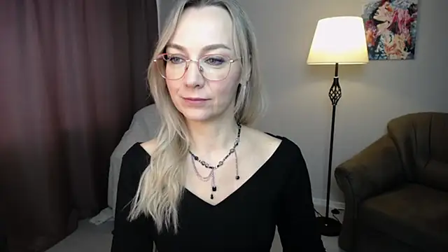 Ava Elior online show from 10-11-25, 09:43