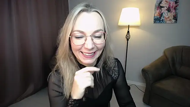 Ava Elior online show from 12-14-25, 08:09