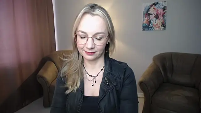 Snapshot of Ava_Elior chatting on 05-28-26, 10:32 Ava Elior online show from 05-28-26, 10:32
