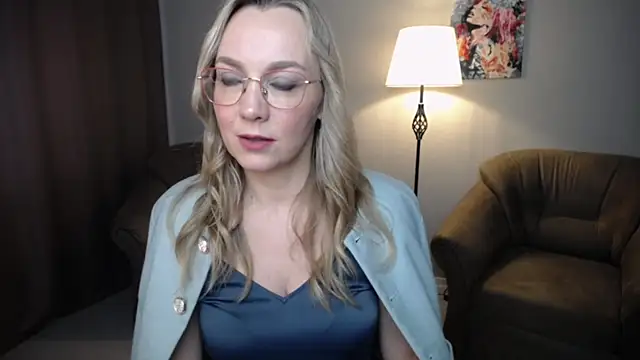 Snapshot of Ava_Elior chatting on 05-12-26, 10:32 Ava Elior online show from 05-12-26, 10:32