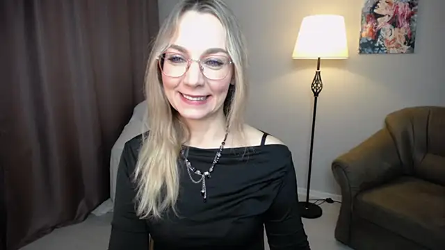 Ava Elior online show from 11-12-25, 10:52