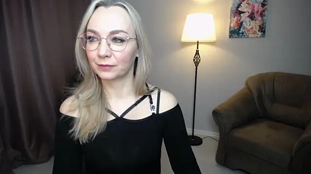 Ava Elior online show from 01-07-26, 09:47