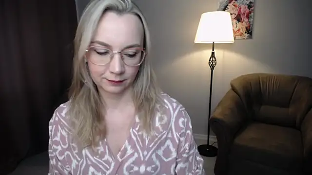 Ava Elior online show from 03-26-26, 11:08