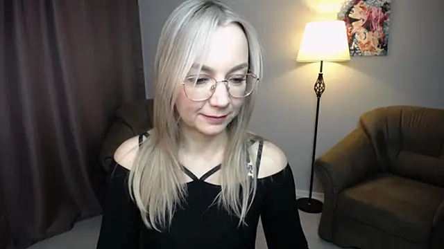 Ava Elior online show from 01-15-26, 12:08