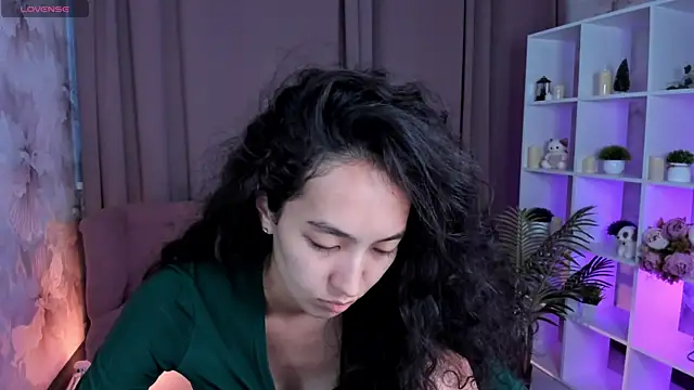 FlirtyAura online show from 07-21-26, 03:41