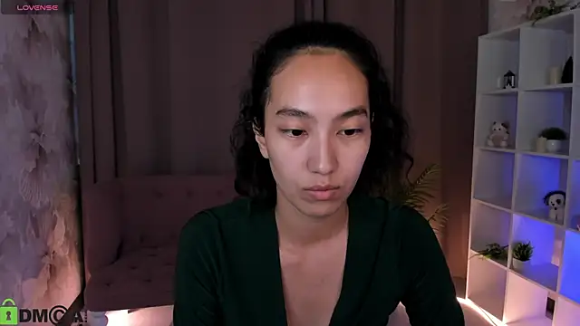 FlirtyAura online show from 07-18-26, 03:37