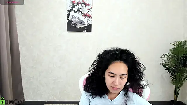 FlirtyAura online show from 11-07-25, 01:54