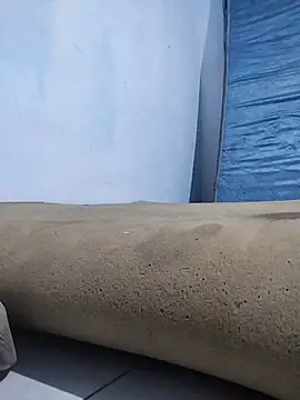 Kesurra online show from 10-07-25, 02:23