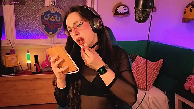 Zesty Peach online show from 06-07-26, 11:10