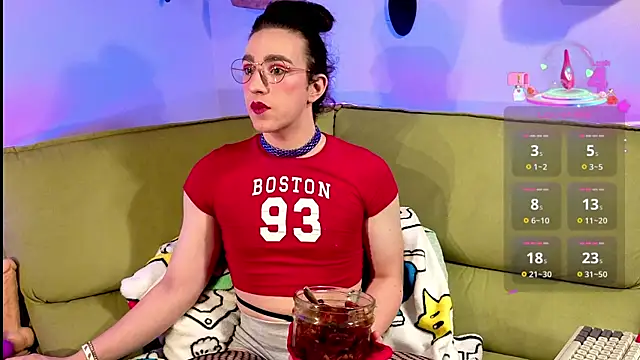 Zesty Peach online show from 10-23-25, 01:54