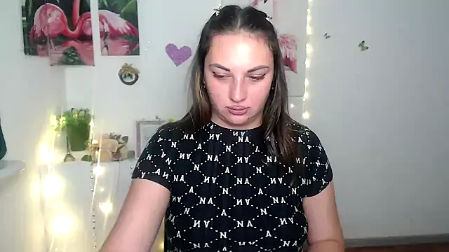 Snapshot of Anitka_ani chatting on 09-12-25, 06:02 Anitka ani online show from 09-12-25, 06:02