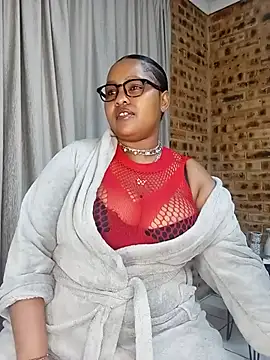 Snapshot of SativaHot96 chatting on 07-06-26, 11:07 SativaHot96 online show from 07-06-26, 11:07