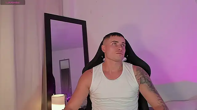 connorsmiith online show from 05-16-26, 01:48