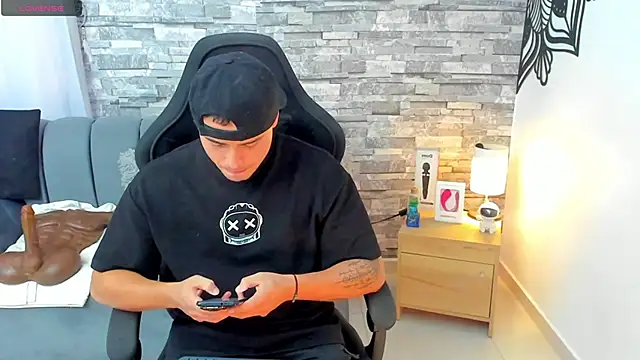 connorsmiith online show from 09-23-25, 12:23