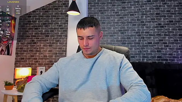 connorsmiith online show from 09-10-25, 01:10