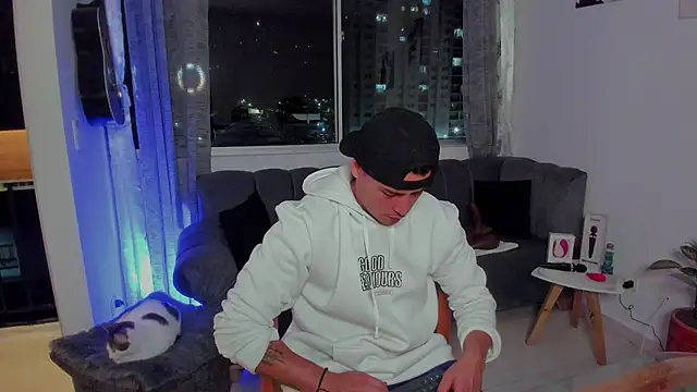 connorsmiith online show from 09-22-25, 02:50