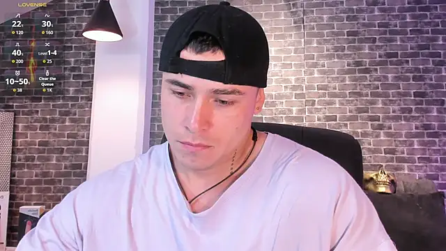 connorsmiith online show from 10-07-25, 01:45