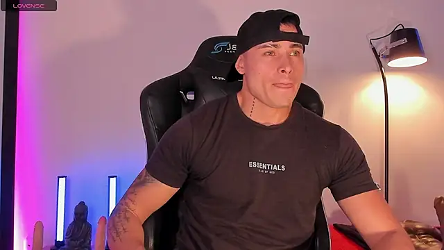 Snapshot of connorsmiith chatting on 07-06-26, 12:45 connorsmiith online show from 07-06-26, 12:45