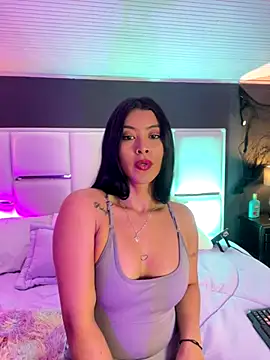 BellaFernandez   online show from 10-27-25, 12:39