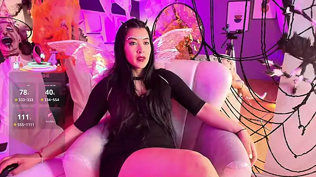 BellaFernandez   online show from 10-31-25, 12:13