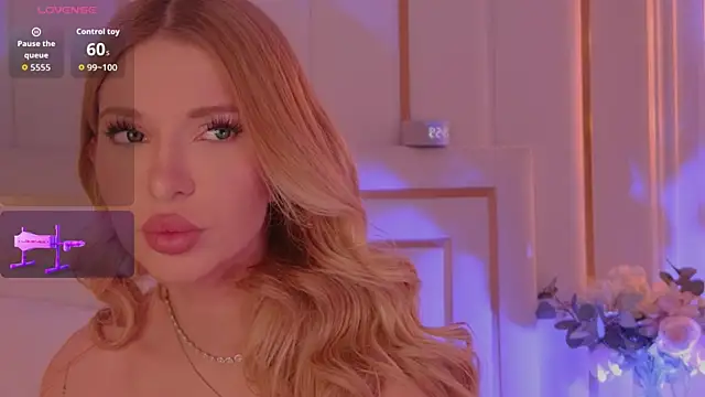 Snapshot of AriellaMelo chatting on 02-17-26, 06:00 AriellaMelo online show from 02-17-26, 06:00