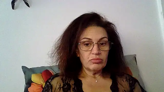 Snapshot of RubyyRosee chatting on 10-08-25, 01:34 RubyyRosee online show from 10-08-25, 01:34