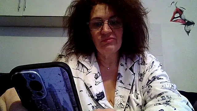 Snapshot of RubyyRosee chatting on 03-04-26, 01:30 RubyyRosee online show from 03-04-26, 01:30