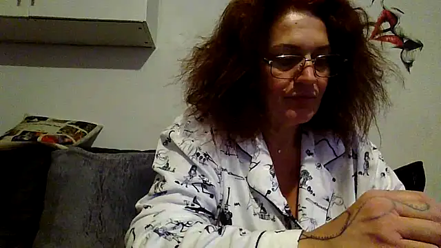 Snapshot of RubyyRosee chatting on 04-12-26, 05:33 RubyyRosee online show from 04-12-26, 05:33