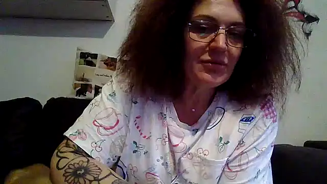 RubyyRosee online show from 05-02-26, 05:23