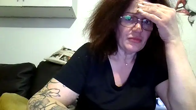 RubyyRosee online show from 04-20-26, 05:32