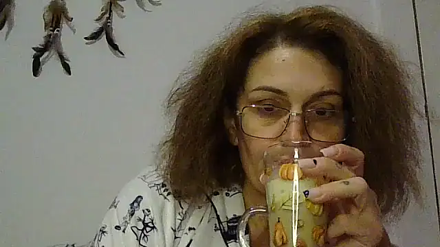 RubyyRosee online show from 11-15-25, 10:36