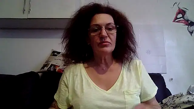 RubyyRosee online show from 04-19-26, 09:43