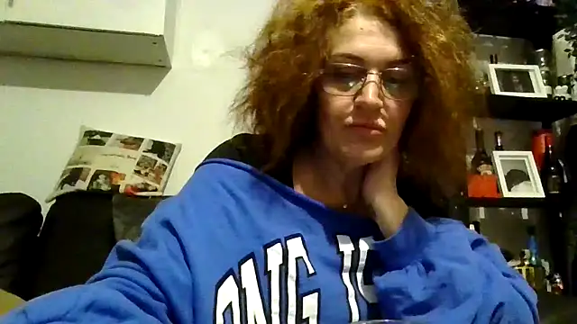 RubyyRosee online show from 12-19-25, 06:49