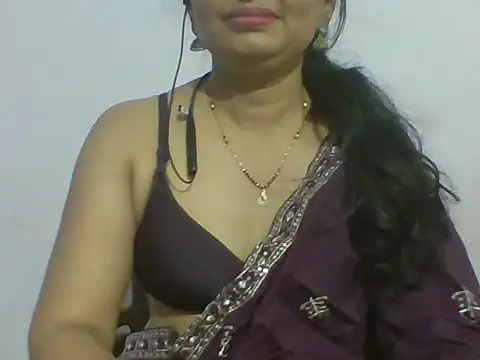Snapshot of Marathi_q4een01 chatting on 06-12-26, 04:32 Marathi q4een01 online show from 06-12-26, 04:32
