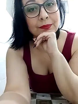 Snapshot of Saidka_kis chatting on 02-12-26, 05:13 Saidka kis online show from 02-12-26, 05:13