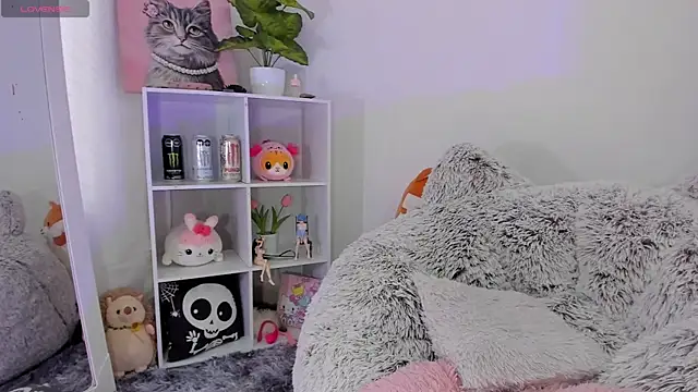 akame meow online show from 10-28-25, 03:00