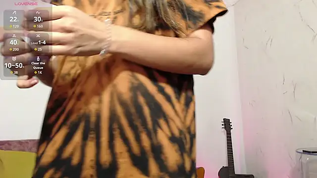 Susanahendrix online show from 09-11-25, 06:19