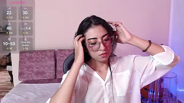 Susanahendrix online show from 03-23-26, 06:19