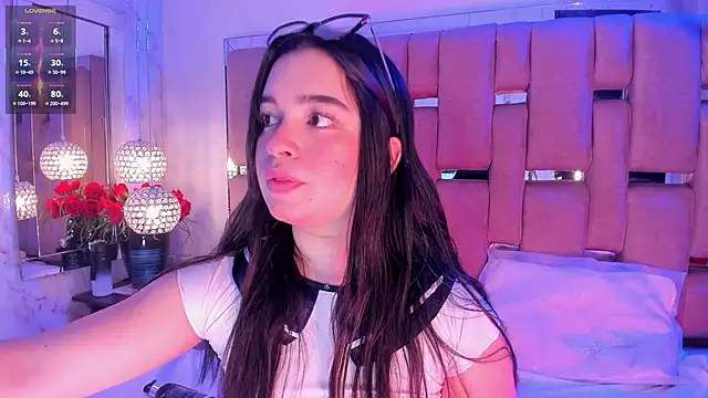 Snapshot of KateLee chatting on 01-17-26, 08:23 KateLee online show from 01-17-26, 08:23