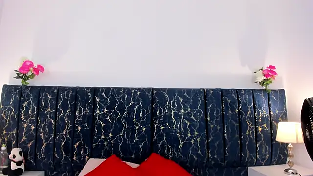 katte landerr online show from 05-28-26, 01:17