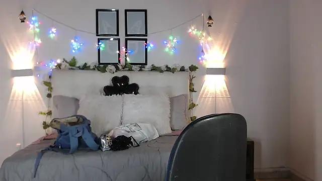 Megan 05  online show from 03-19-26, 07:03