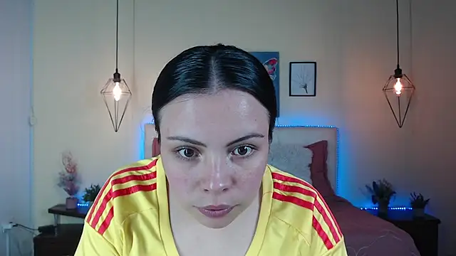 Snapshot of Megan_05_ chatting on 06-17-26, 07:13 Megan 05 online show from 06-17-26, 07:13