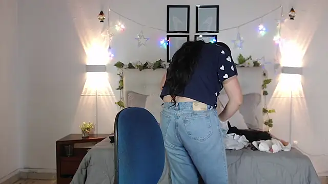 Megan 05  online show from 03-10-26, 06:34