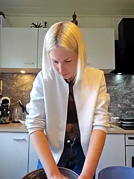 Sunny-Sin online show from 10-02-25, 02:31