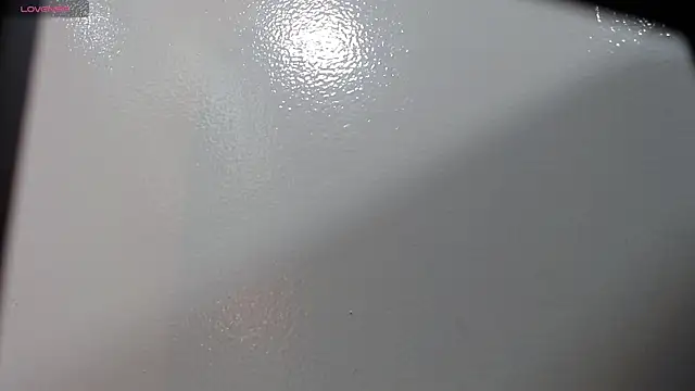 tinisweet online show from 10-29-25, 03:27