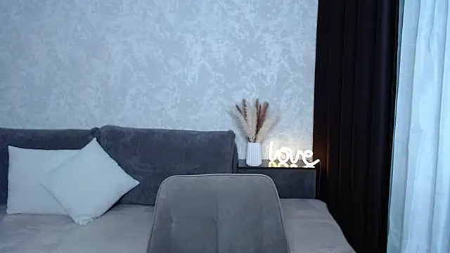 IrisJones online show from 10-11-25, 02:51